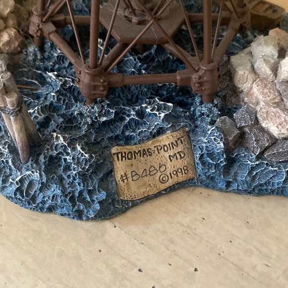 Thomas Point MD Lighthouse #B486 1998 Collectible Nautical Decor Figurine - Picture 3 of 12